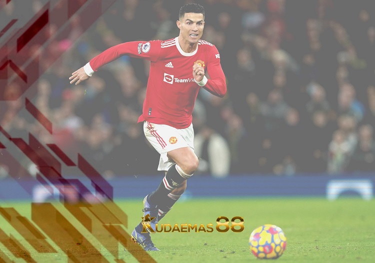 Cristiano Ronaldo Gol Ke-100, Man United Kalah lagi..Kalah lagi!