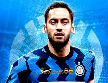 Calhanoglu Inter Milan Sulit Jaga Tutur Terancam Denda